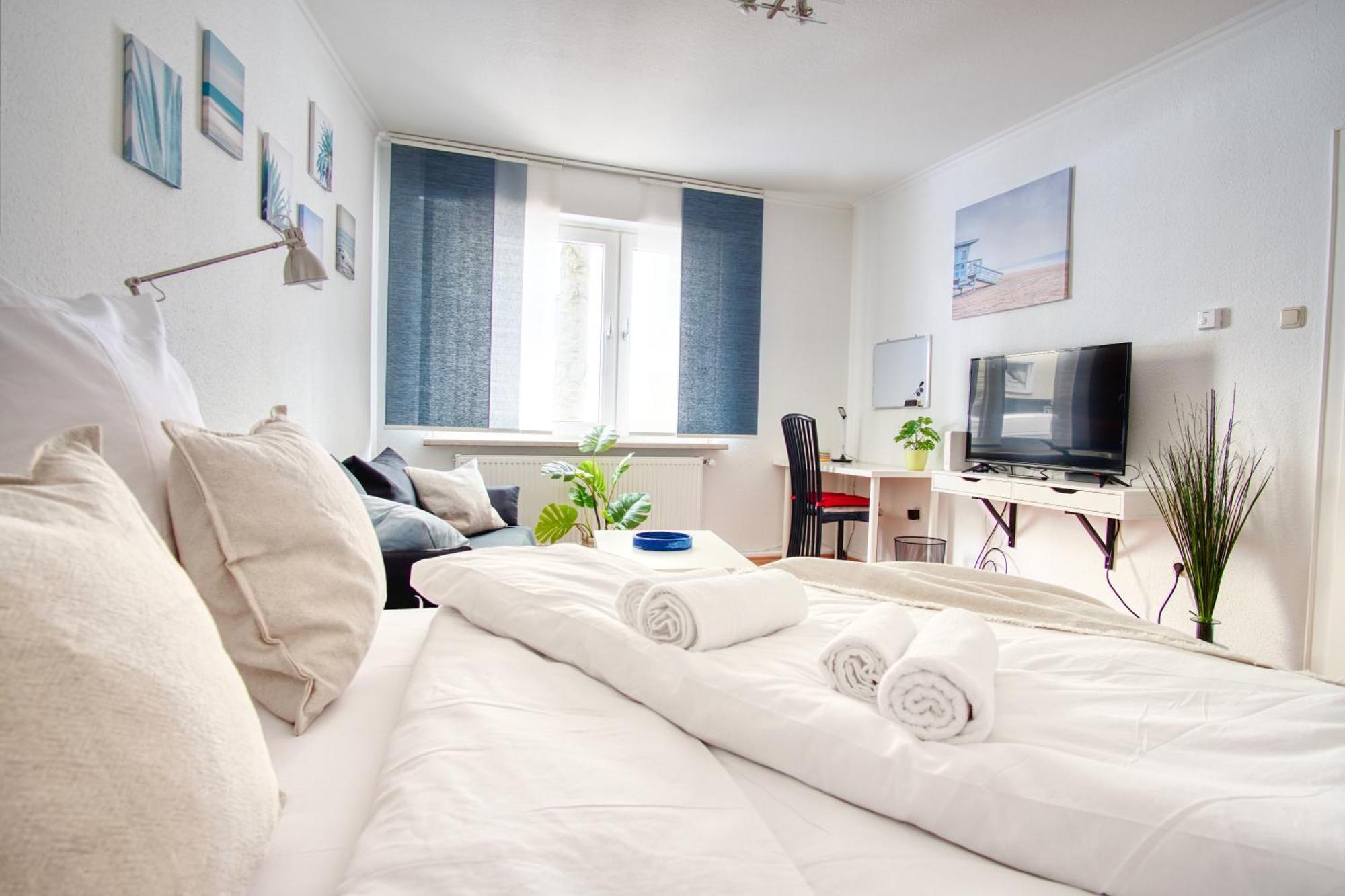 Homefy Sleep & Relax Apartment - Free Parking - Top Location Есен Екстериор снимка